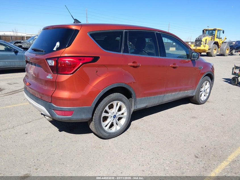 2019 Ford Escape Se
