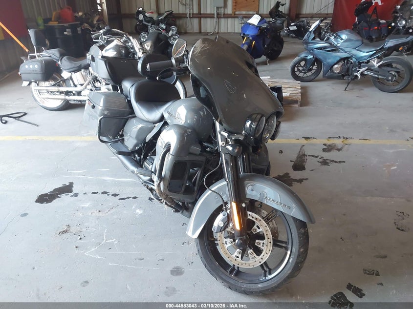 2022 Harley-Davidson Flhtk