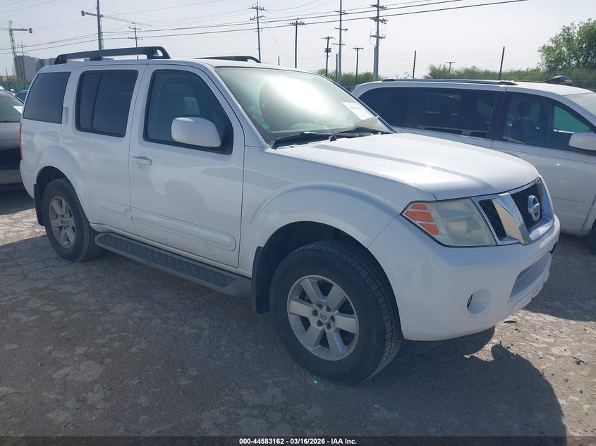 2011 Nissan Pathfinder Sv