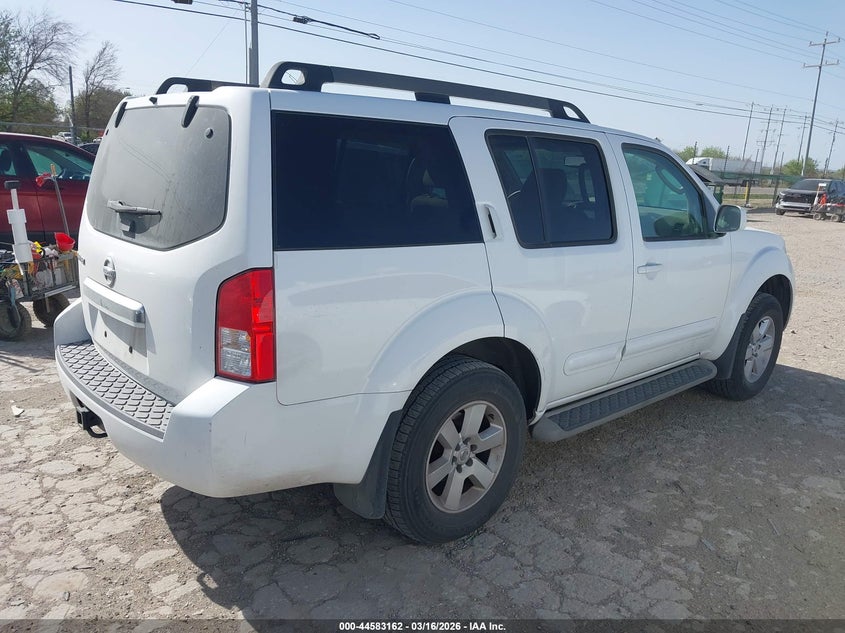 2011 Nissan Pathfinder Sv