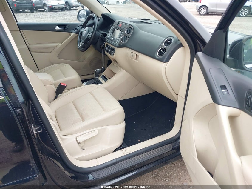 2011 Volkswagen Tiguan Se