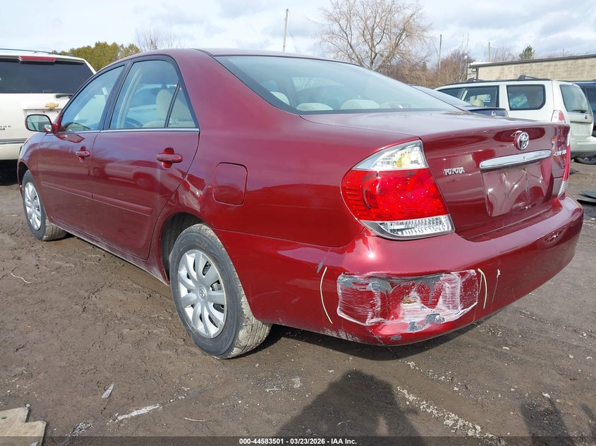 2005 Toyota Camry Le