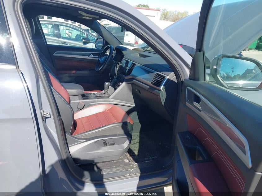 2023 Volkswagen Atlas Cross Sport 3.6L V6 Sel Premium R-Line