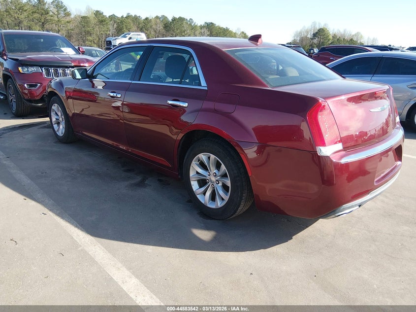 2018 Chrysler 300 Touring