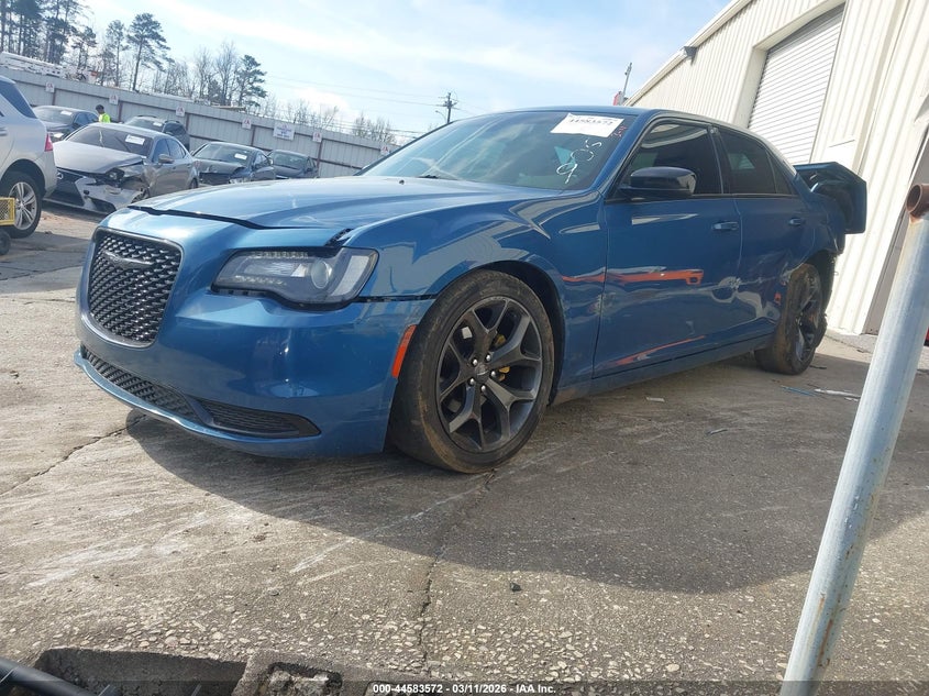 2021 Chrysler 300 Touring