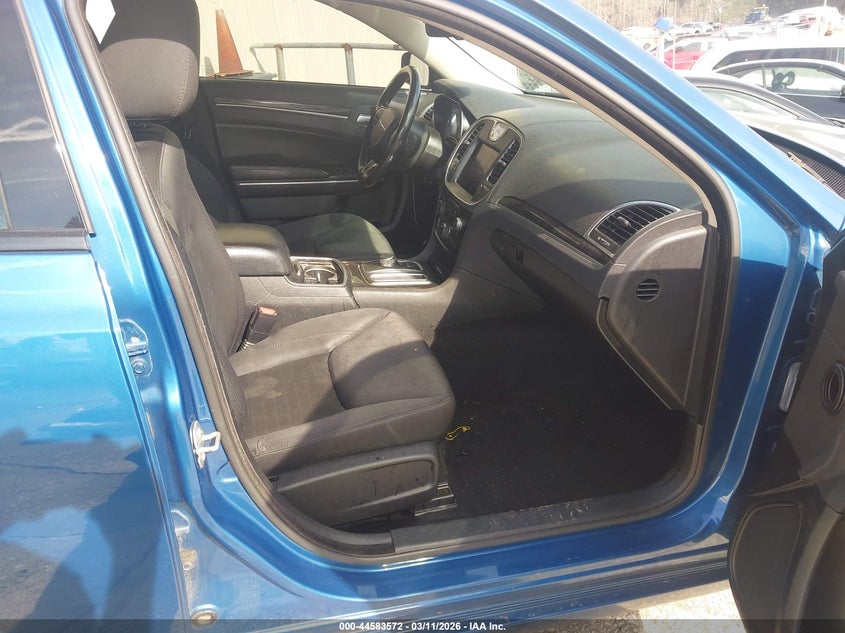 2021 Chrysler 300 Touring