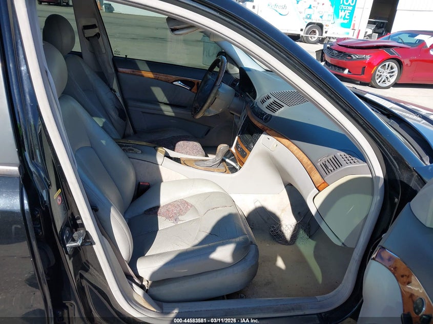 2003 Mercedes-Benz E 320