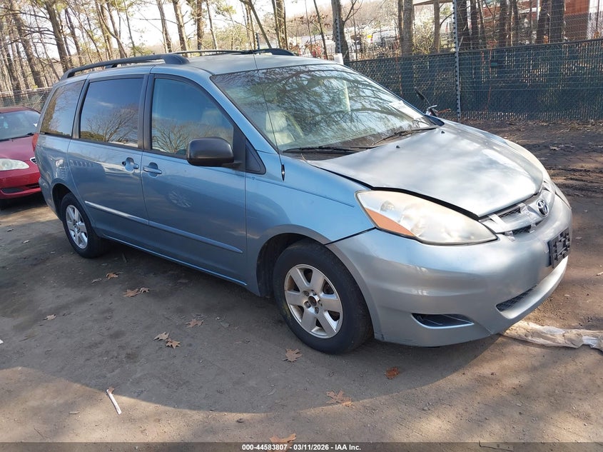 2007 Toyota Sienna Le