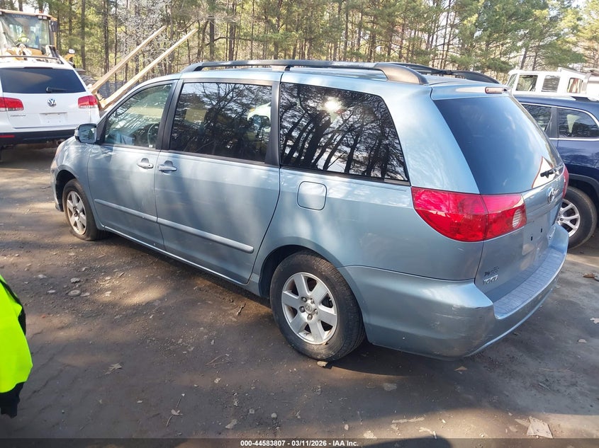 2007 Toyota Sienna Le