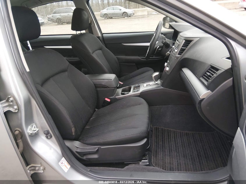 2010 Subaru Legacy 2.5I Premium