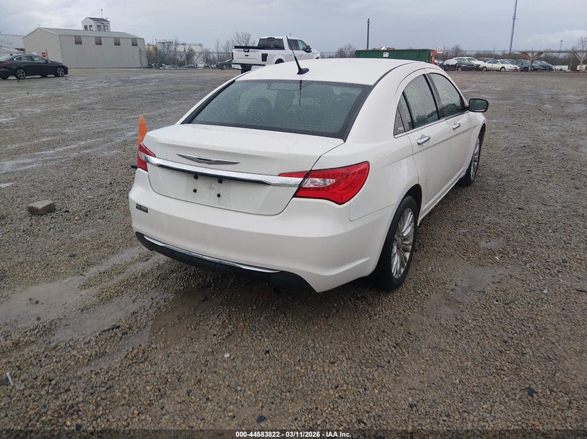2011 Chrysler 200 Limited