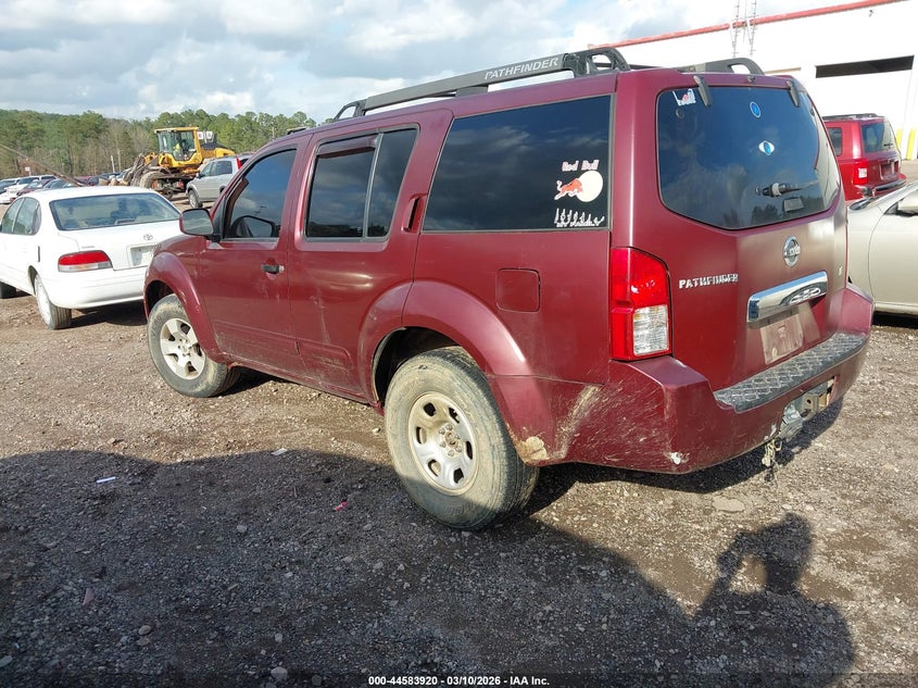 2005 Nissan Pathfinder Se