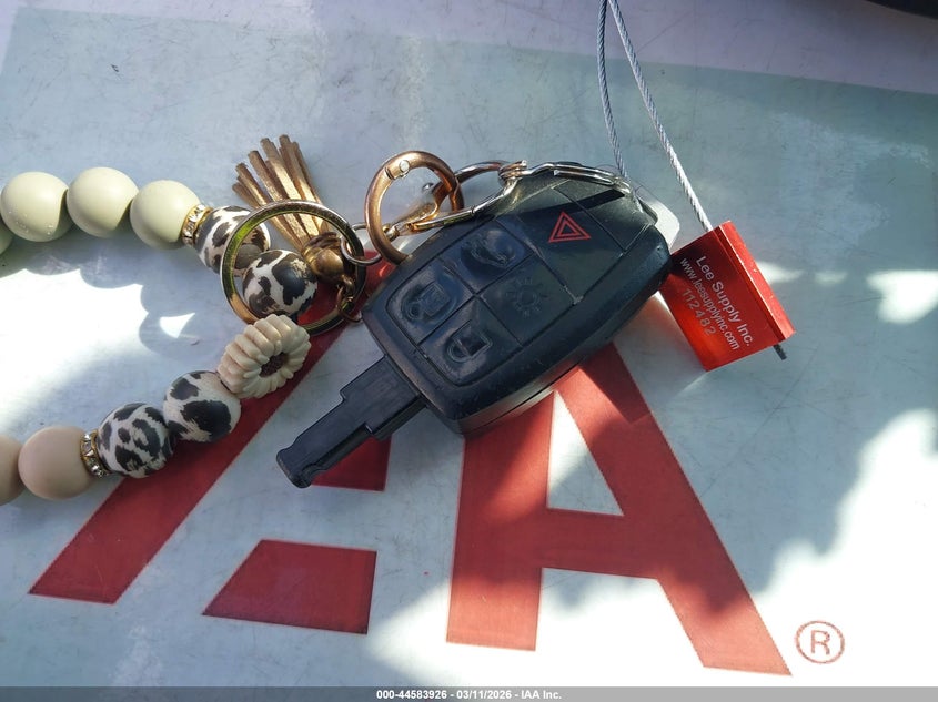 2011 Volvo S40 T5/T5 R-Design VIN: YV1672MS5B2543438 Lot: 44583926