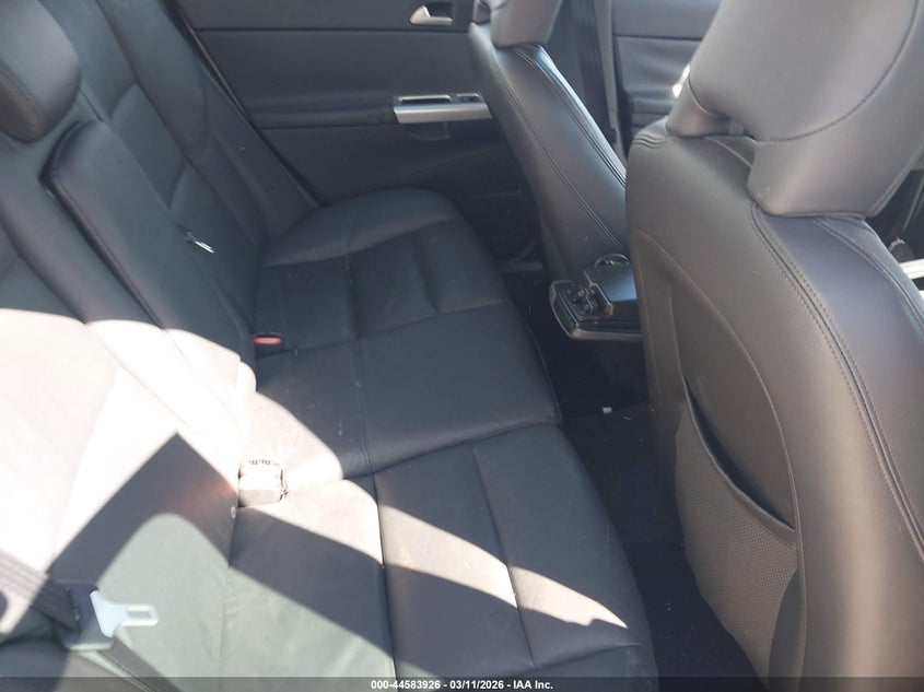 2011 Volvo S40 T5/T5 R-Design VIN: YV1672MS5B2543438 Lot: 44583926