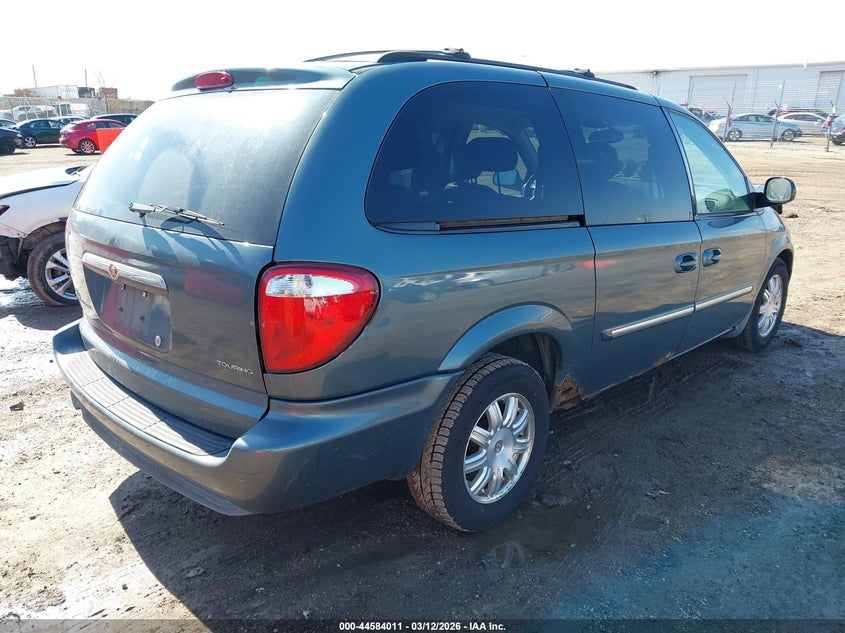 2006 Chrysler Town & Country Touring