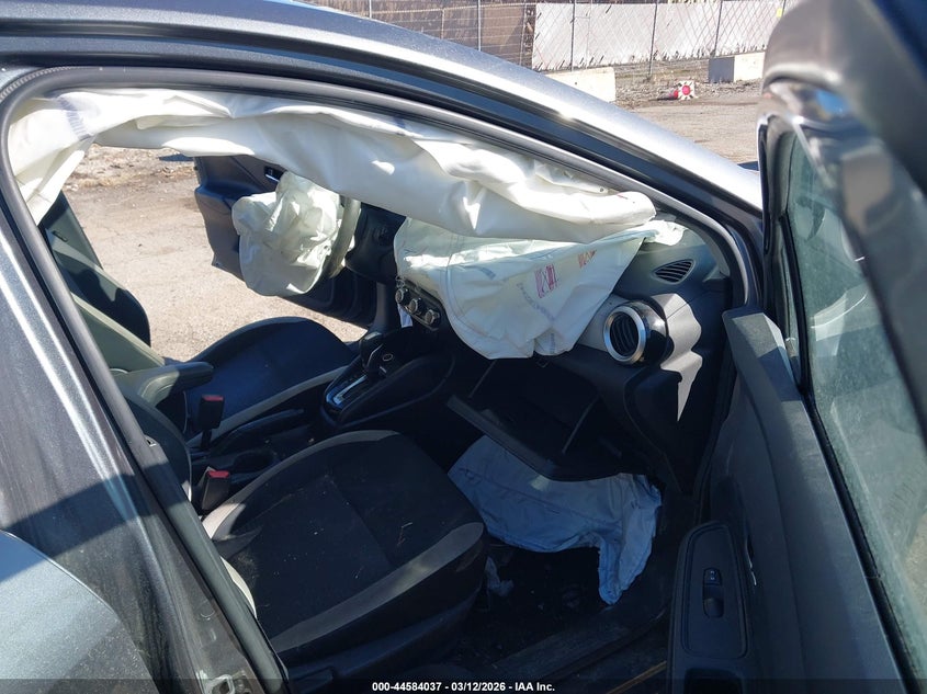 2020 Nissan Versa Sv Xtronic Cvt