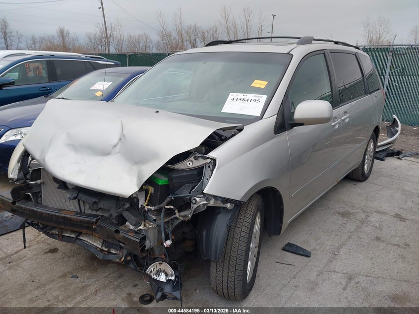 2008 Toyota Sienna Xle