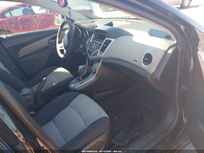 2013 Chevrolet Cruze Ls Auto