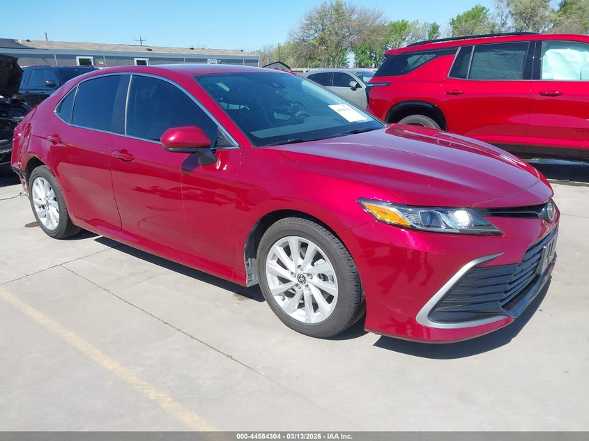 2021 Toyota Camry Le