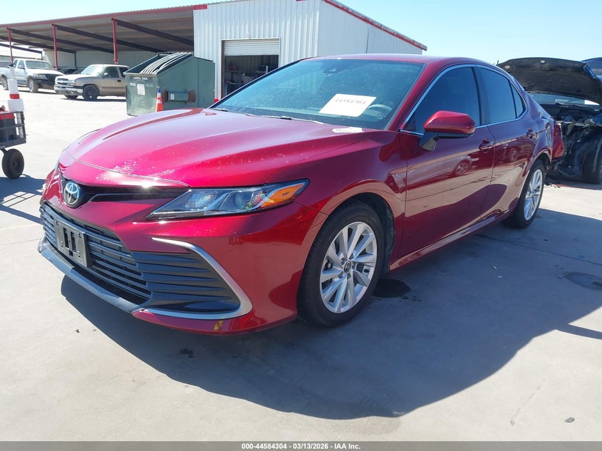 2021 Toyota Camry Le