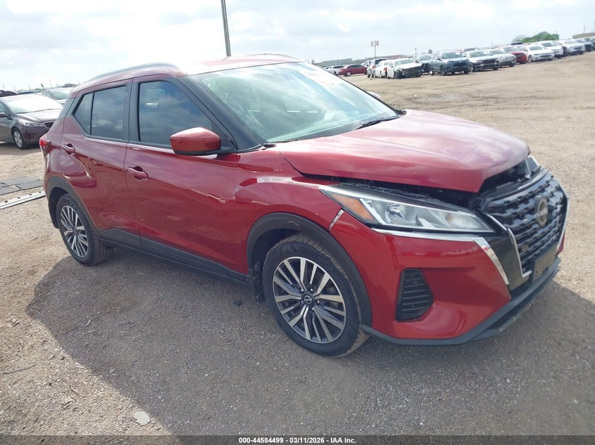 2022 Nissan Kicks Sv Xtronic Cvt