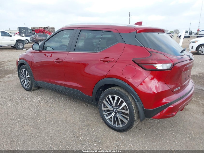 2022 Nissan Kicks Sv Xtronic Cvt
