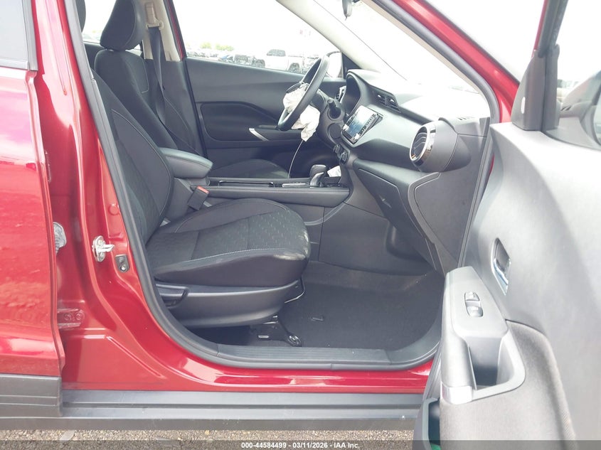 2022 Nissan Kicks Sv Xtronic Cvt