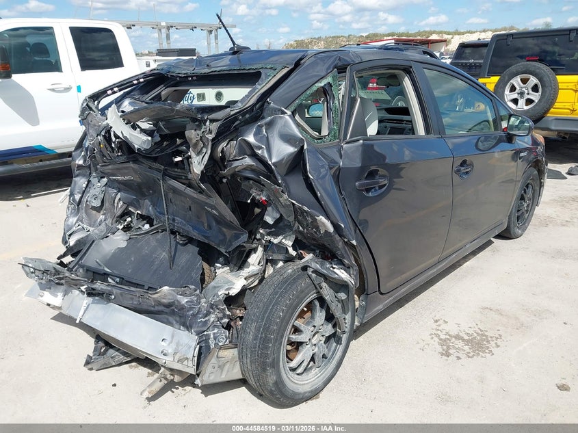 2014 Toyota Prius Three