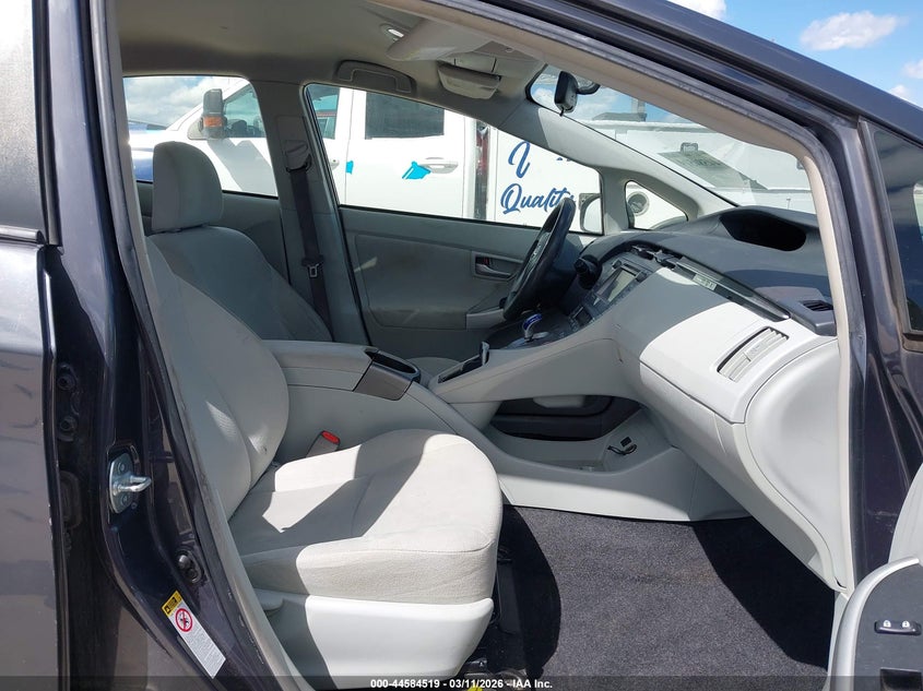 2014 Toyota Prius Three