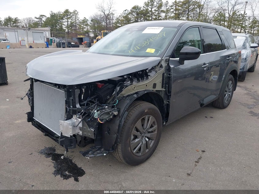 2025 Nissan Pathfinder S 4Wd