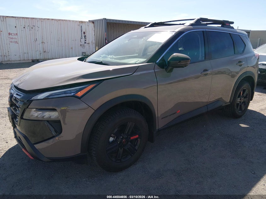 2025 Nissan Rogue Rock Creek