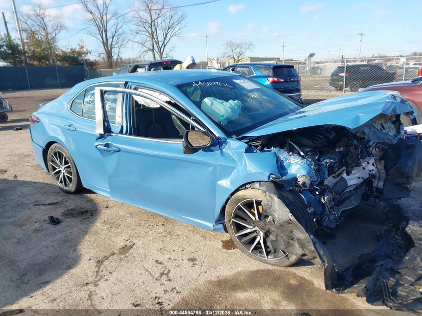 2023 Toyota Camry Se Hybrid