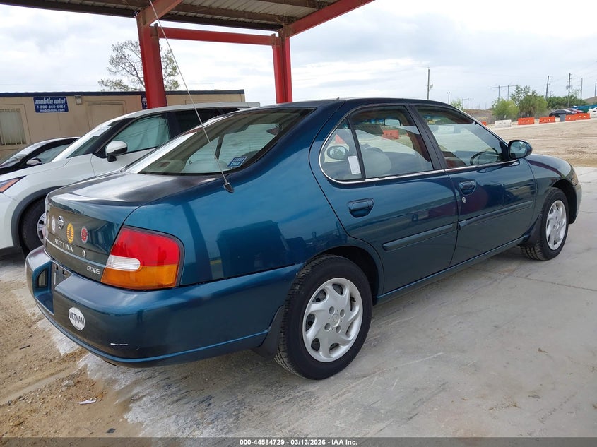 1998 Nissan Altima Gle/Gxe/Se/Xe