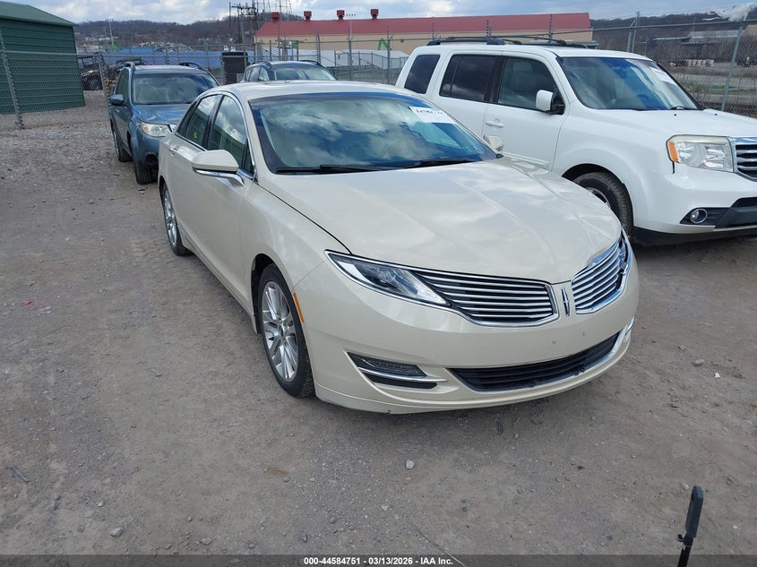 3LN6L2J96GR604863 LINCOLN MKZ Photo 1