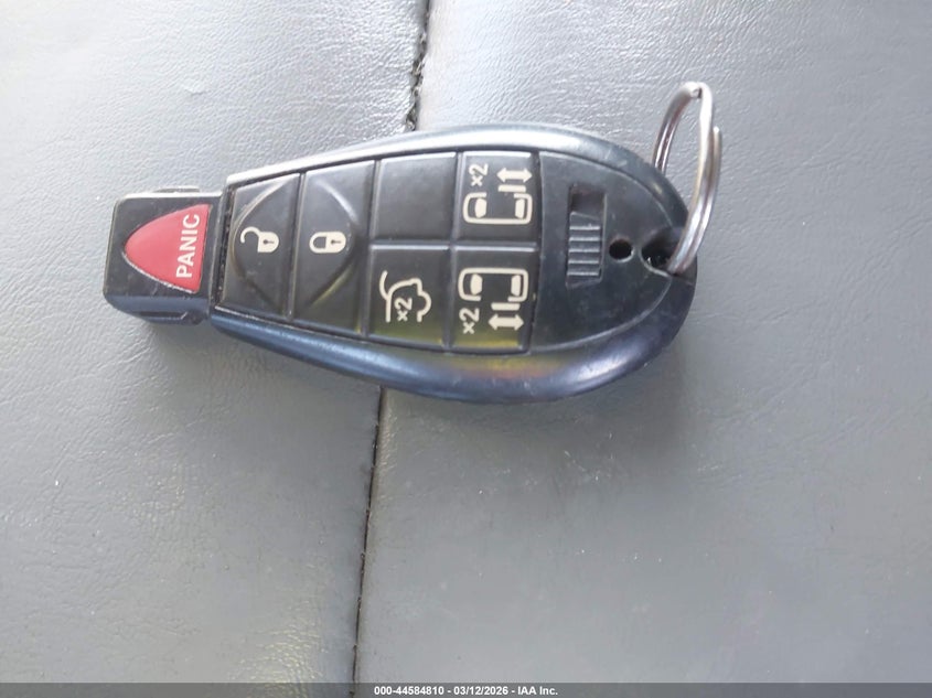 2010 Volkswagen Routan Se VIN: 2V4RW3D10AR424463 Lot: 44584810