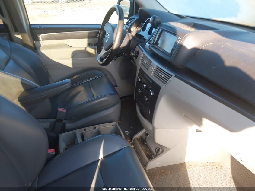 2010 Volkswagen Routan Se VIN: 2V4RW3D10AR424463 Lot: 44584810