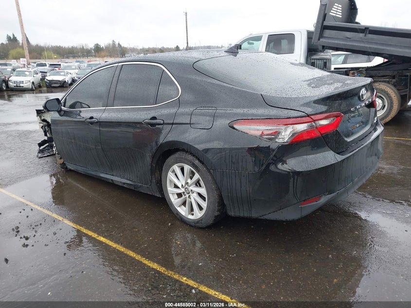 2022 Toyota Camry Le Awd