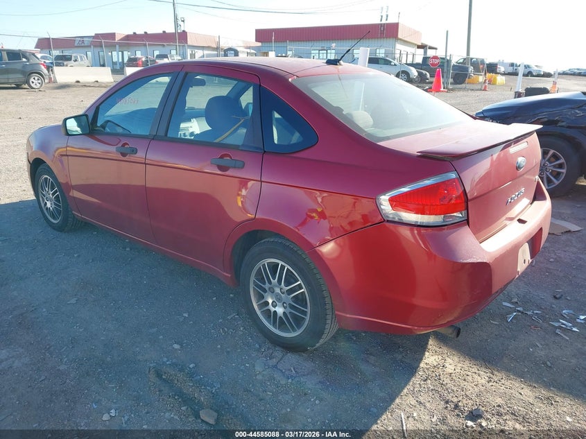 Vin: 1fahp3fn2bw122514, lot: 45081992, ford focus se 20113