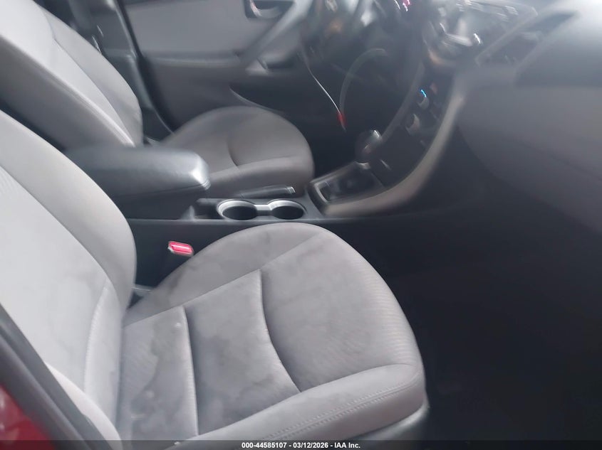 2014 Hyundai Elantra Se