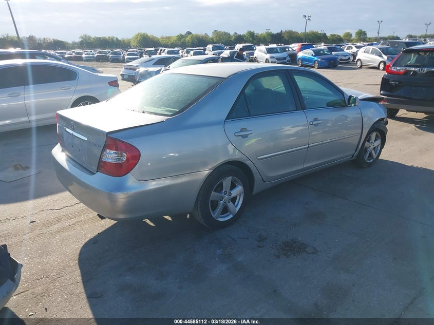 2004 Toyota Camry Le