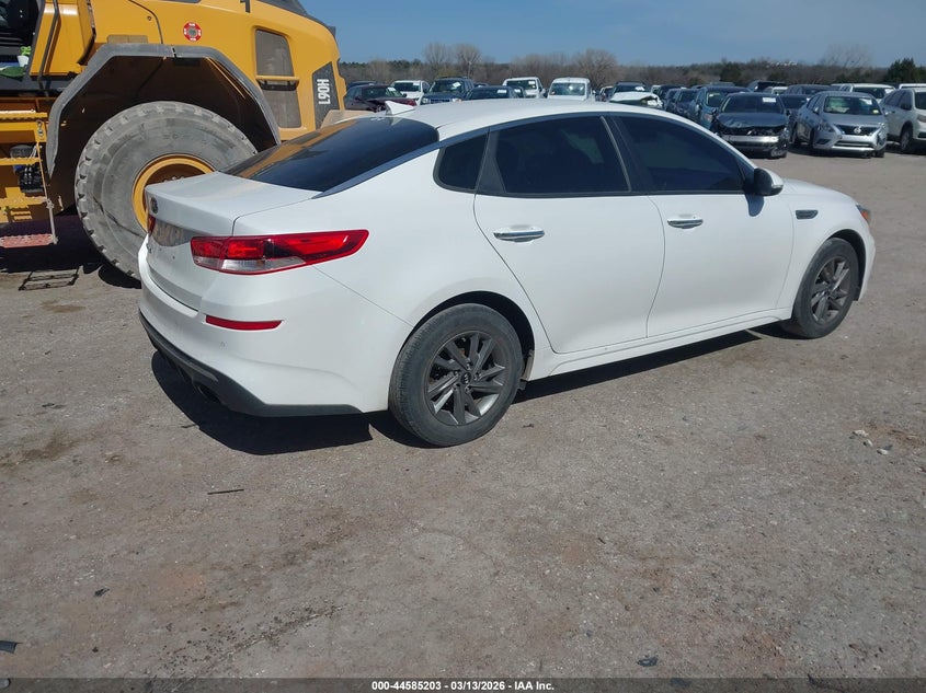 Vin: 5xxgt4l32lg411518, lot: 45082107, kia optima lx 20204