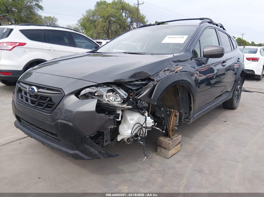 2023 SUBARU CROSSTREK auction photo 2