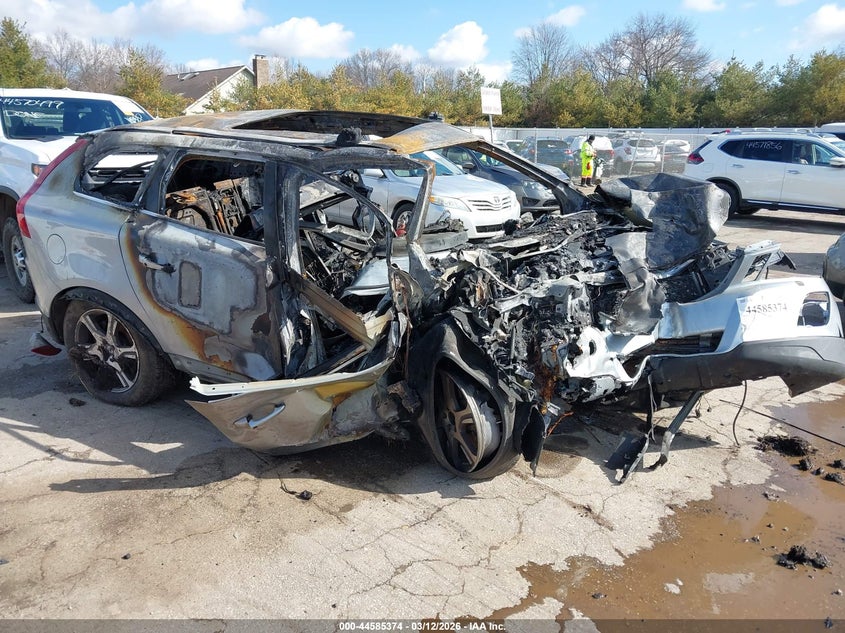 2012 Volvo Xc60 T6 R-Design