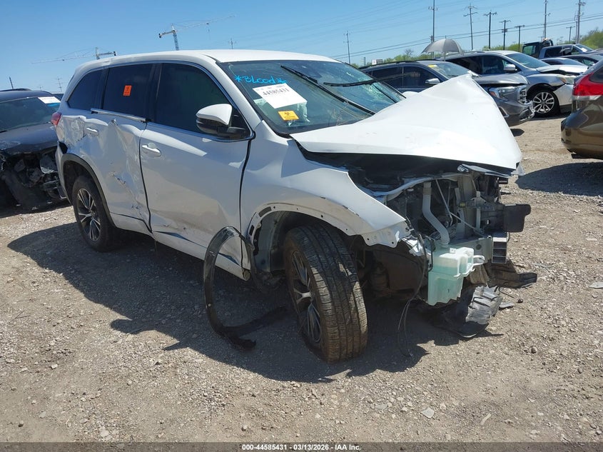 2017 Toyota Highlander Le
