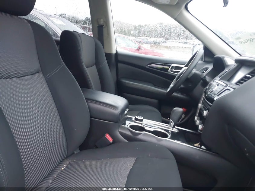 2018 Nissan Pathfinder S