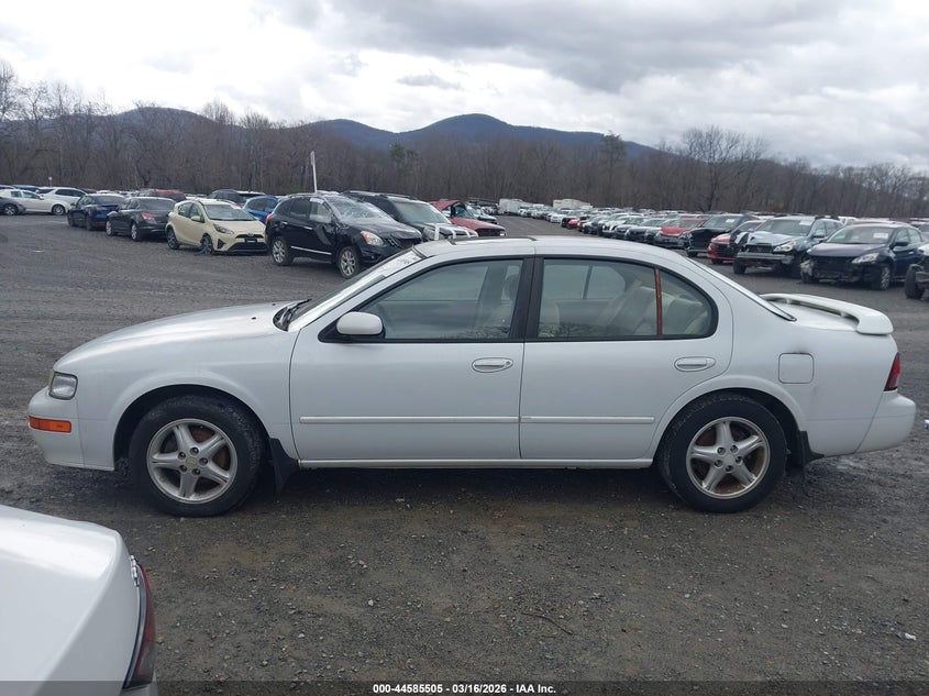 1997 Nissan Maxima Gle/Gxe/Se VIN: JN1CA21D0VT875546 Lot: 44585505