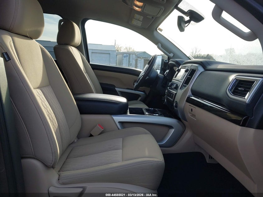 2018 Nissan Titan Xd Sv Gas