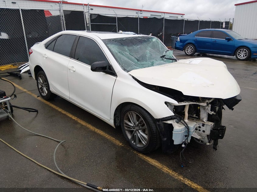 2016 Toyota Camry Se