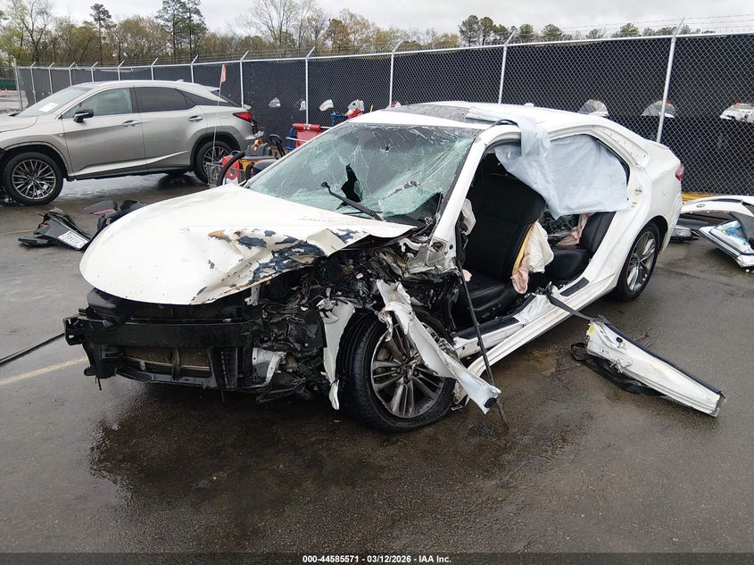 2016 Toyota Camry Se
