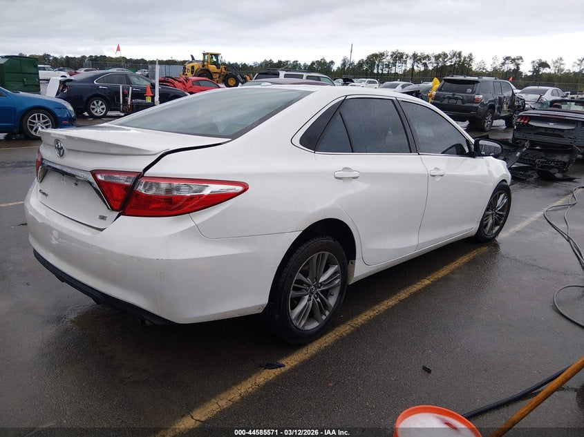 2016 Toyota Camry Se
